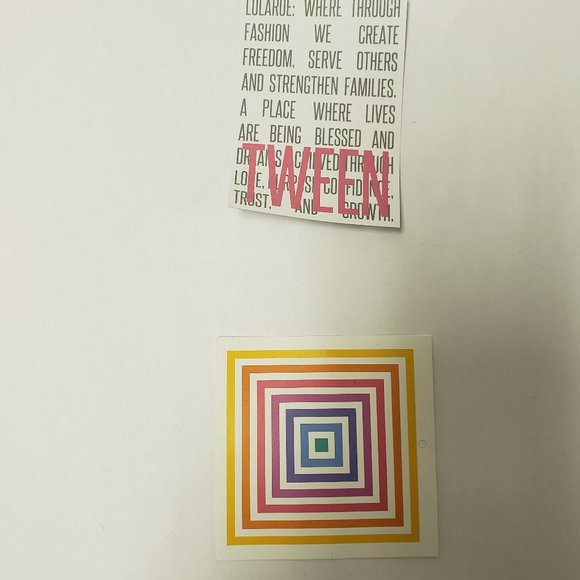 LuLaRoe Dragon Fly Print Leggings Tween - Picture 3 of 7